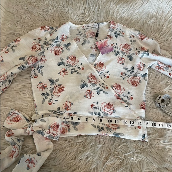 NWT | Chicwish Floral Top - Picture 8 of 15